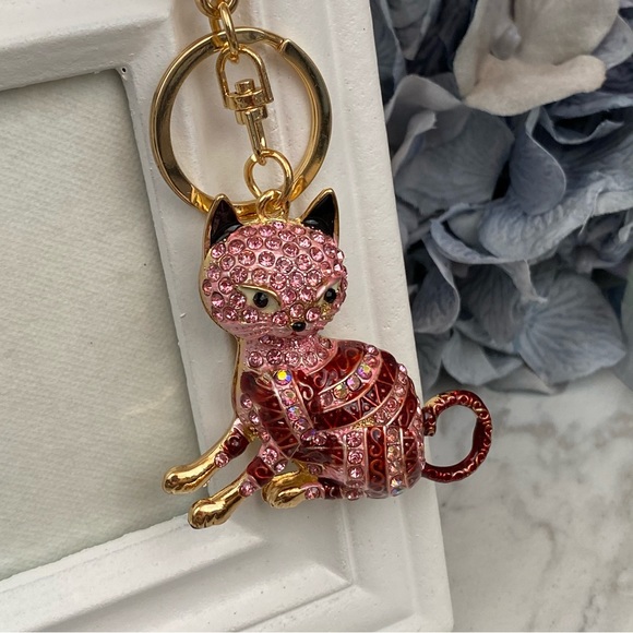 Pink Striped Crystal Egyptian Tabby Cat Keychain Charm - Picture 4 of 16